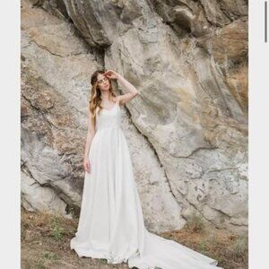 Truvelle wedding dress